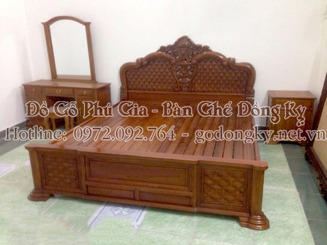 giường ngủ và bàn trang điểm gỗ hương